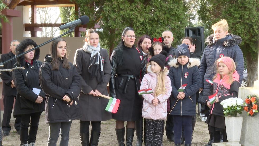 Főhajtás Botfán Főhajtás Botfán